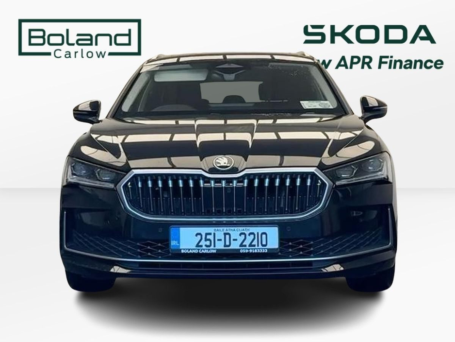 2025 Skoda Superb - image 7