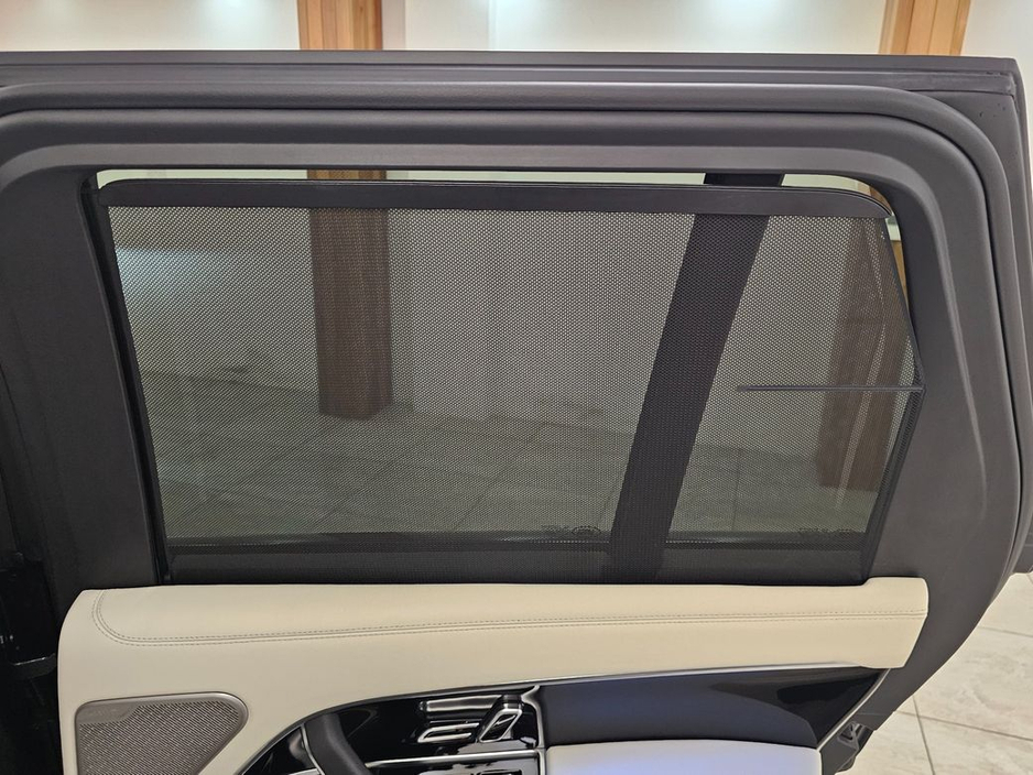 2025 Land Rover Range Rover - image 23