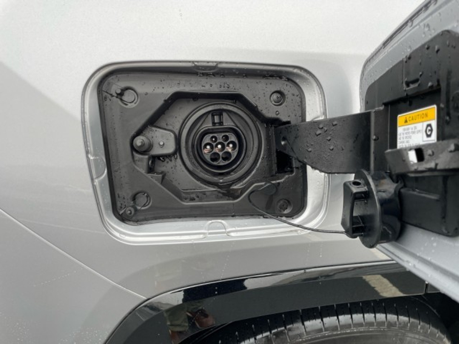 2025 Toyota Rav4 - PHEV - Plug InHybrid - Save EUR 3,400 - Free Services Offer Included - SOL Model + Sidesteps // Remote Central Locking // Front Electric Windows // Rear Electric Windows // Electric Mirrors // Heate €51,945