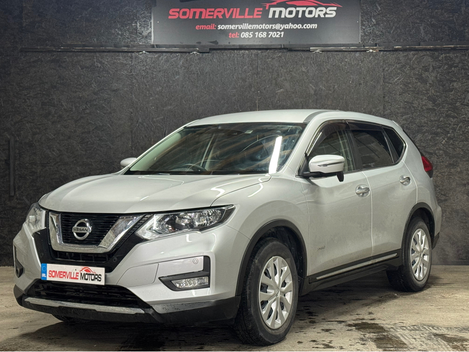2019 Nissan X-Trail 2.0 L petrol €19,950