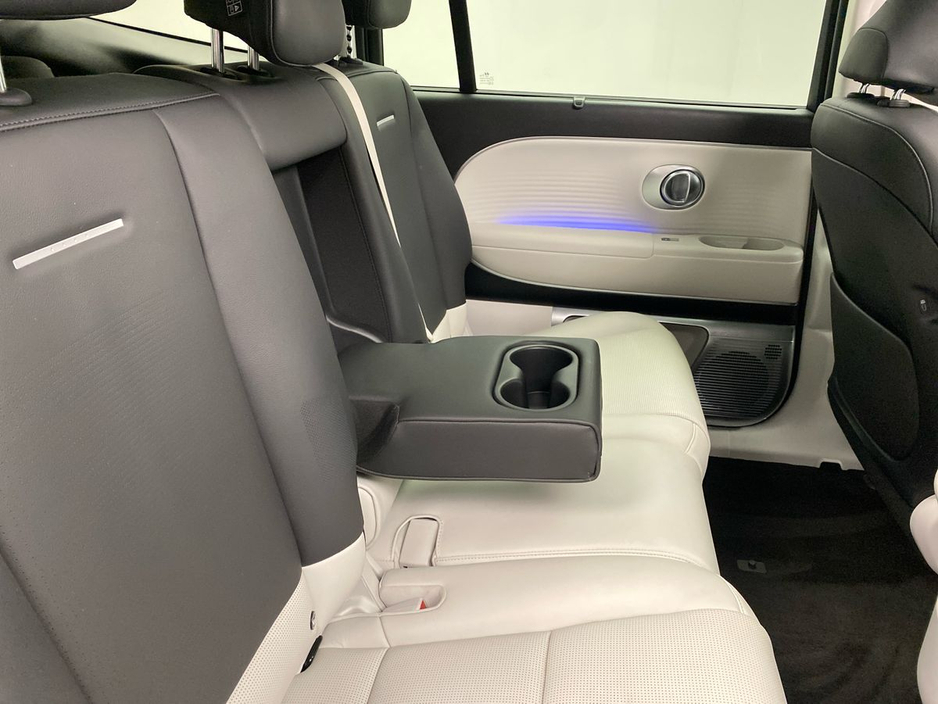 2025 Hyundai Ioniq 9 - image 30