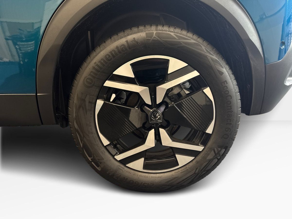 2026 Peugeot 2008 - image 5