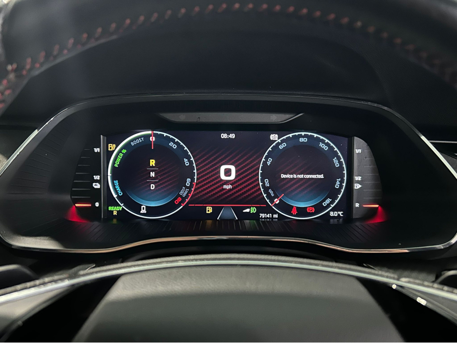 2021 Skoda Octavia - image 19