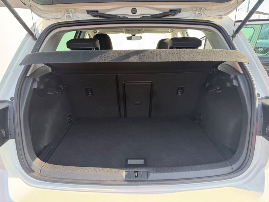 2018 Volkswagen Golf - image 19
