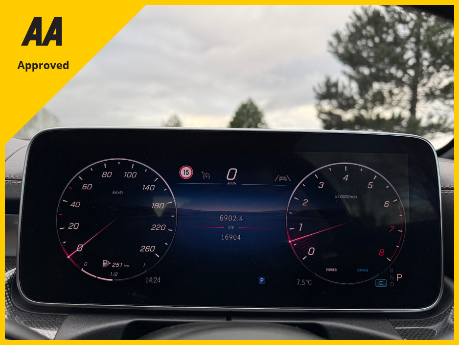 2024 Mercedes-Benz CLE 200 COUPE NIGHT PACK AMG LINE PLUS 2DR Panoramic Sliding Roof €67,995