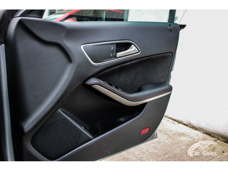 2017 Mercedes-Benz CLA Class - image 18