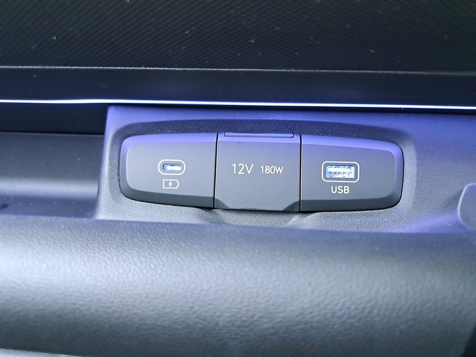 2025 Hyundai Inster Elegance Model 49 k/W Battery with 360 kms €21,950