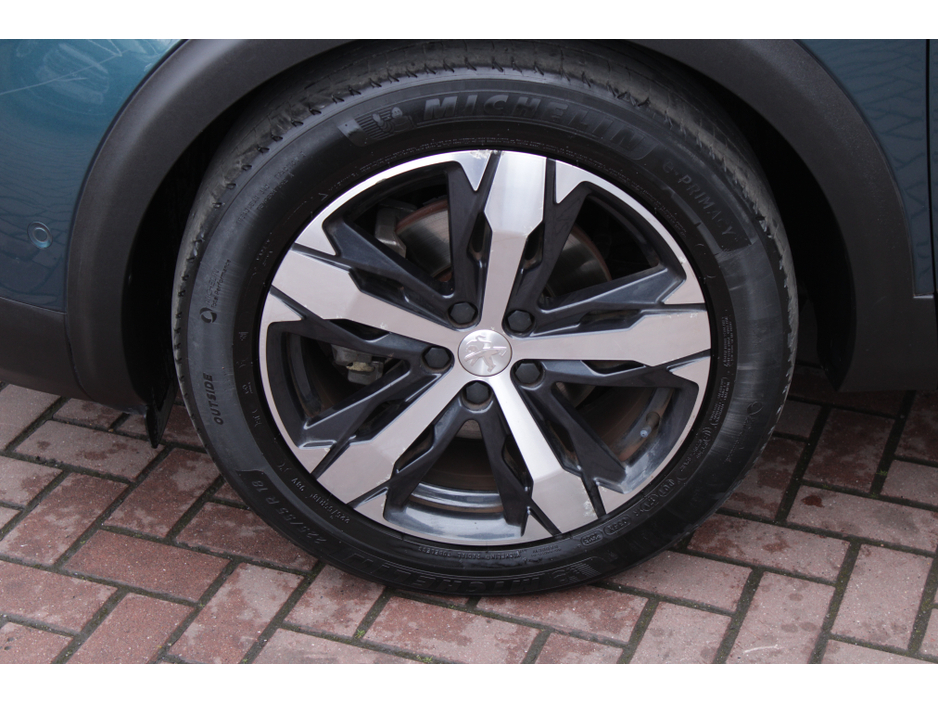 2019 Peugeot 5008 - image 26