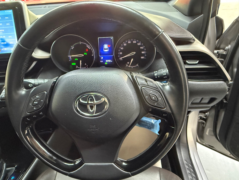 2017 Toyota C-HR - image 12