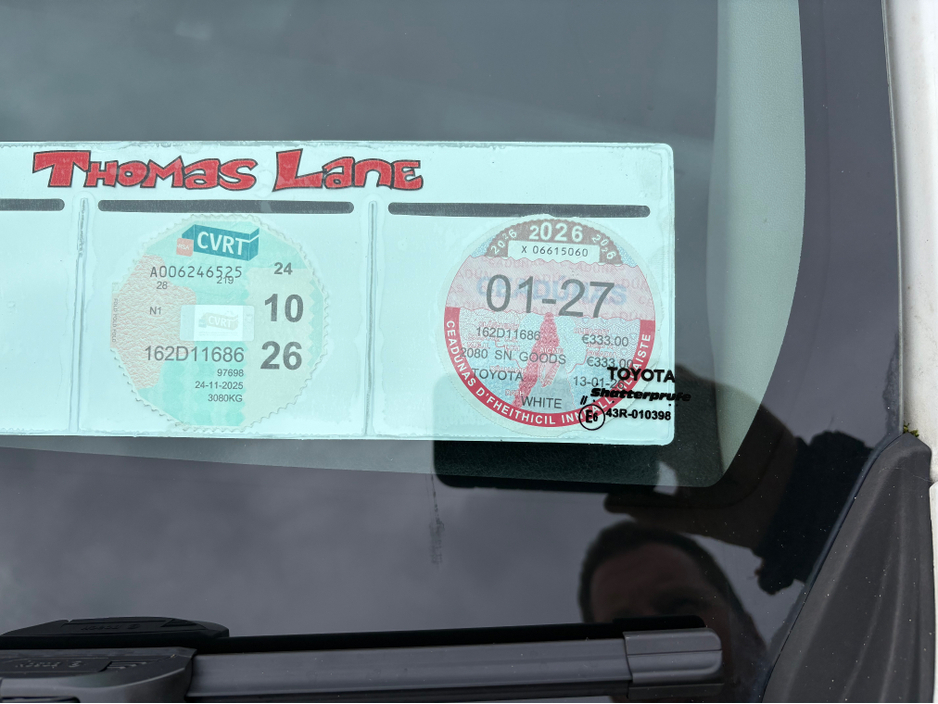 2016 Toyota Hilux - image 12