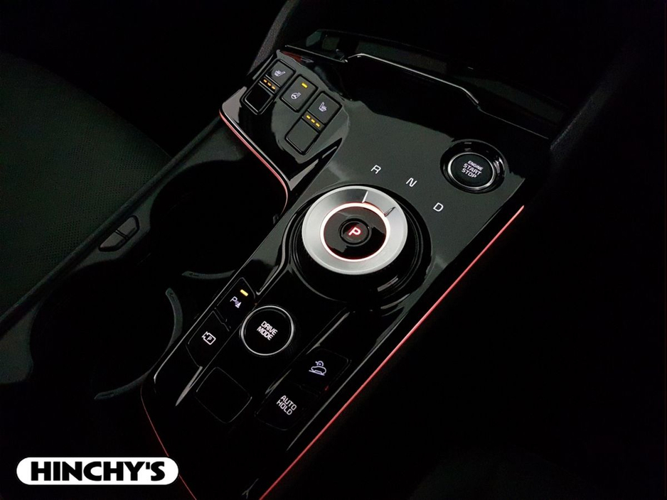 2025 Kia Sportage - image 11