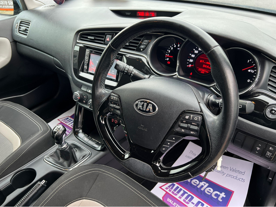 2015 Kia Ceed ==STUNNING CAR//1.6 DIESEL//NEW NCT//SERVICED== €7,450