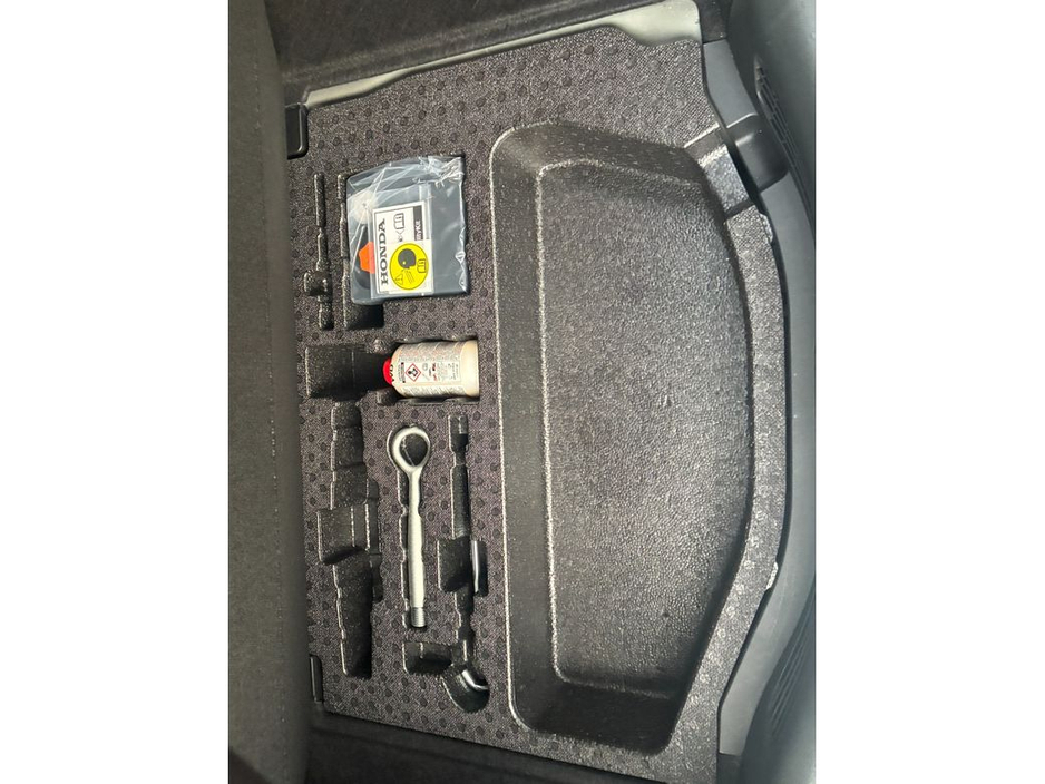 2020 Honda Jazz - image 32