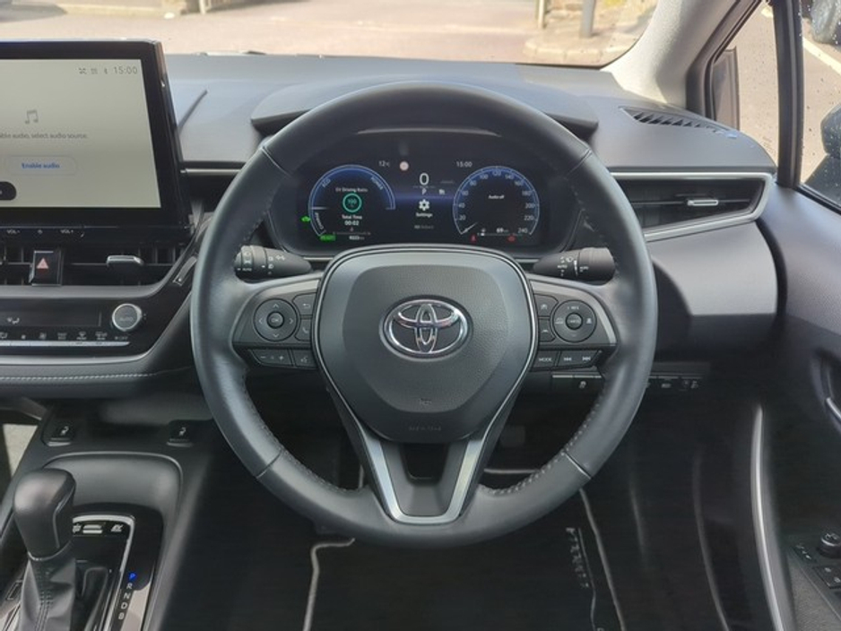 2024 Toyota Corolla - image 9