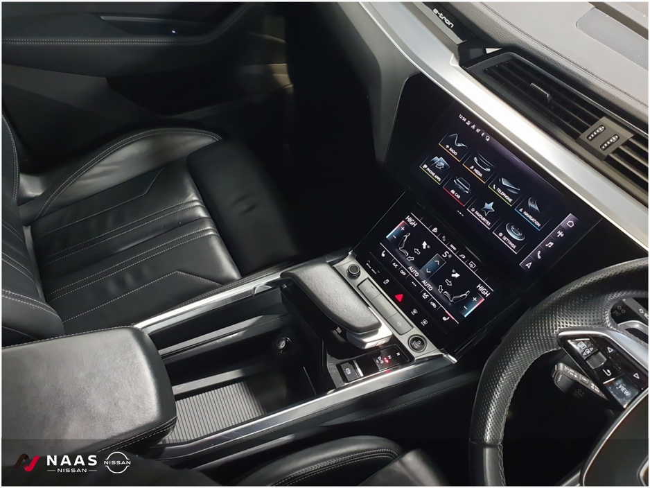 2022 Audi e-tron - image 16