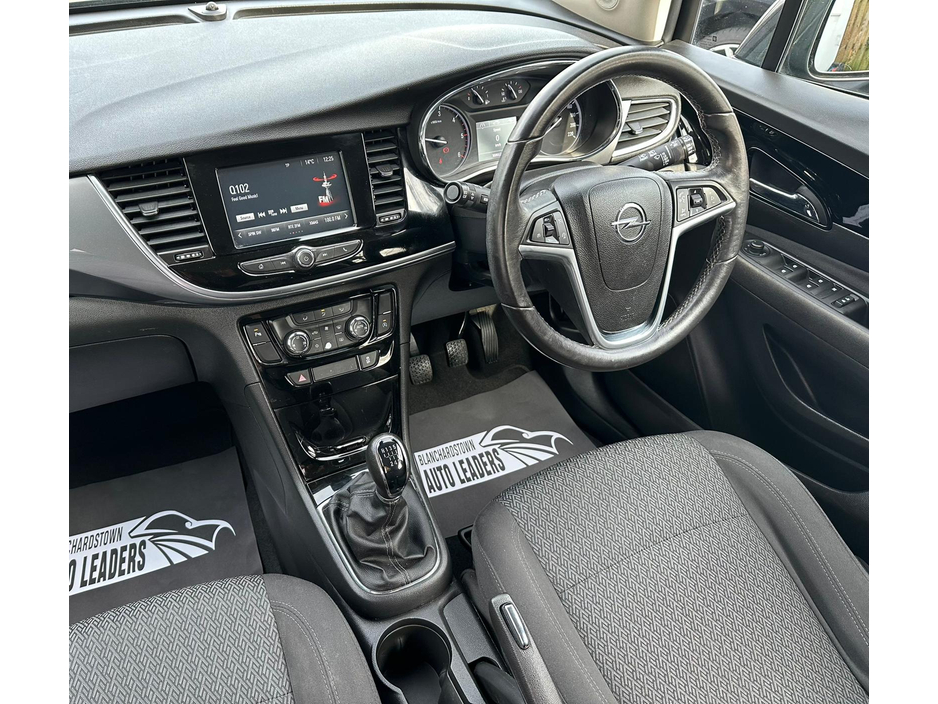2017 Opel Mokka - image 14