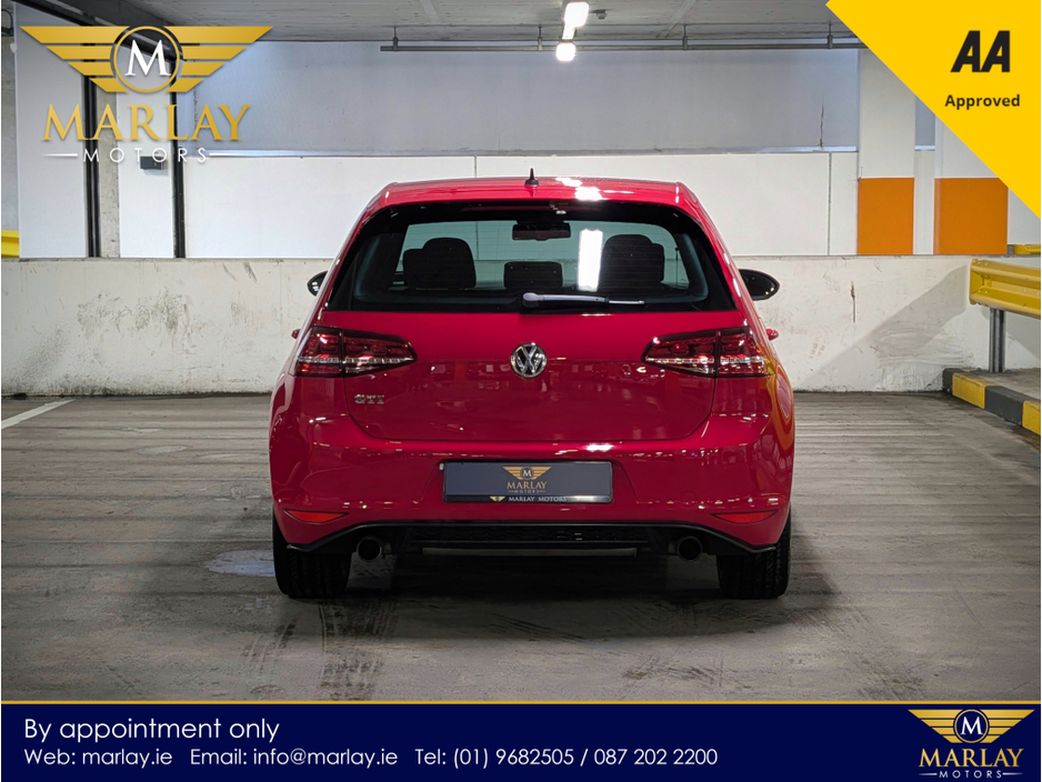 2015 Volkswagen Golf - image 4