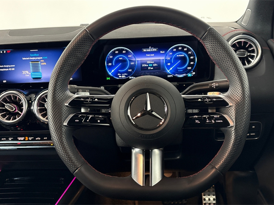 2025 Mercedes-Benz EQA - image 27