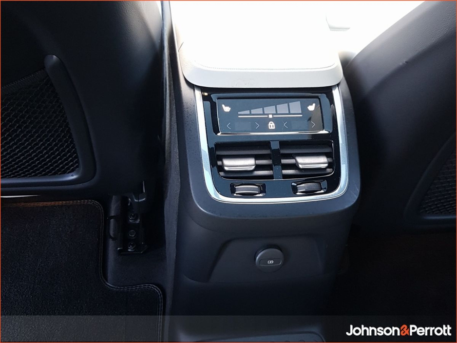 2025 Volvo XC90 T8 455bhp PHEV AWD Plus Bright (Adaptive Cruise / 360 Camera / Panoramic Sunroof) €91,900