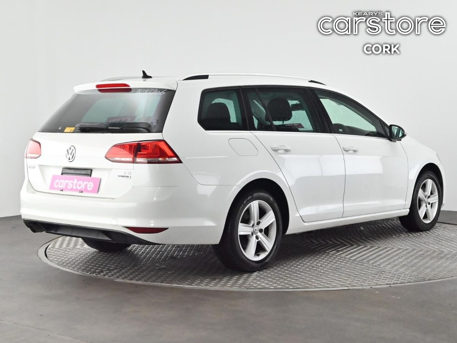 2016 Volkswagen Golf - image 5