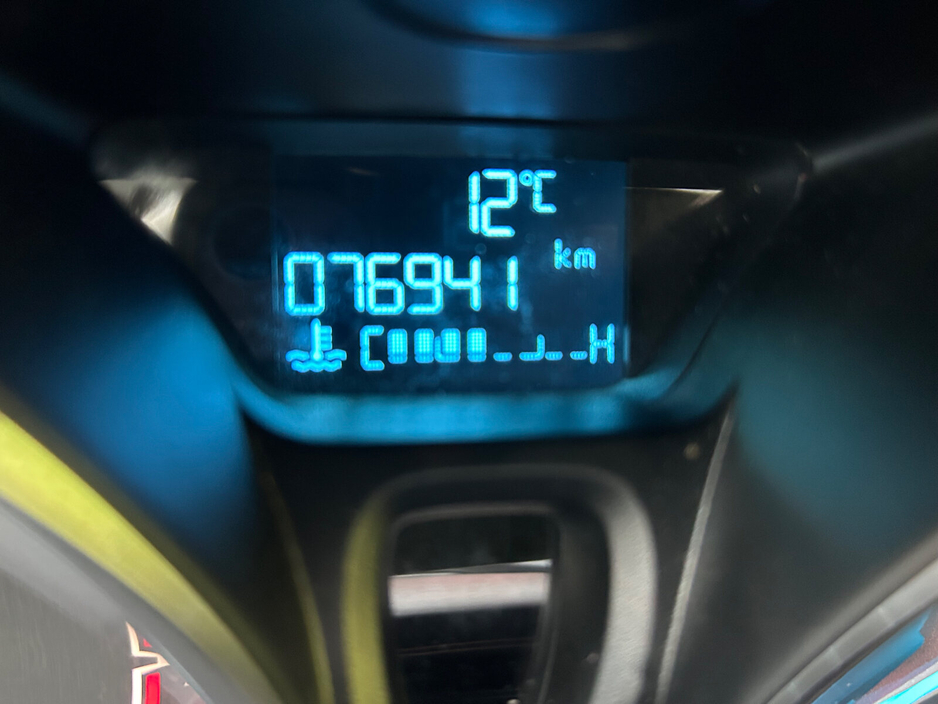 2016 Ford Fiesta - image 15