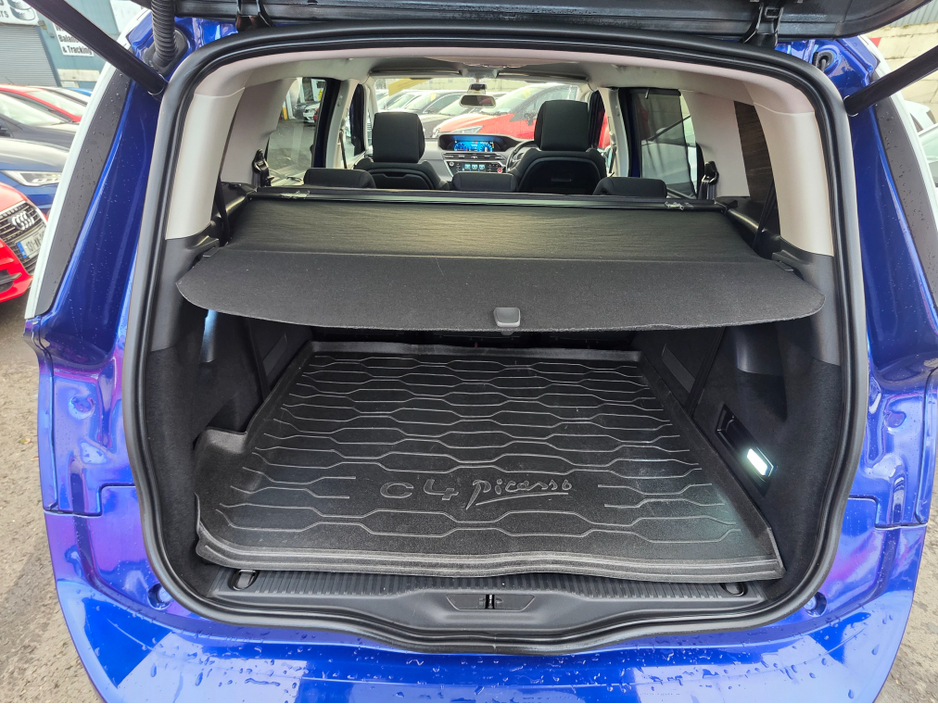 2017 Citroen C4 SpaceTourer 2.0 HDI AUTO HIGH SPEC €16,999