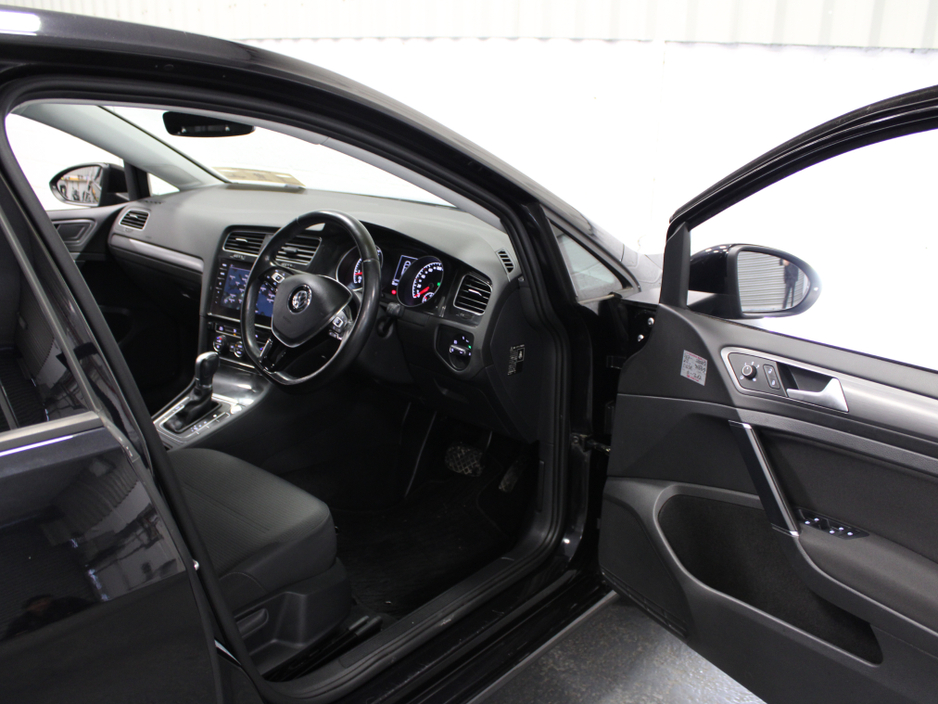 2017 Volkswagen Golf 1.2 TSI COMFORTLINE €16,450