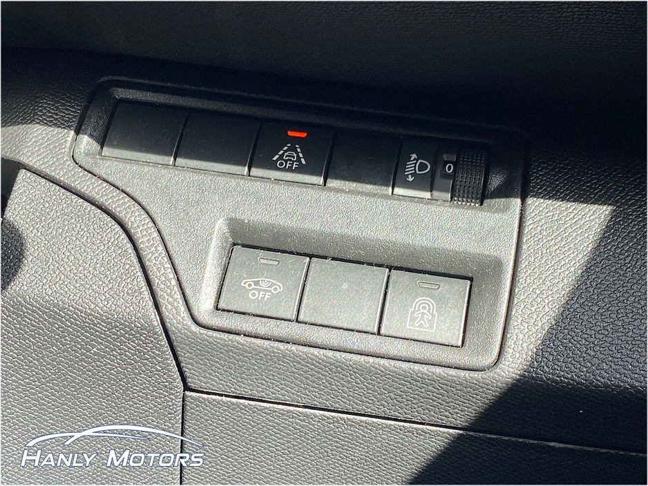 2023 Peugeot 5008 - image 21