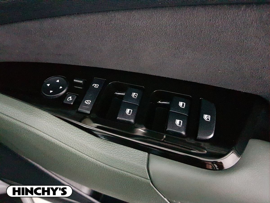 2024 Kia Sportage - image 21