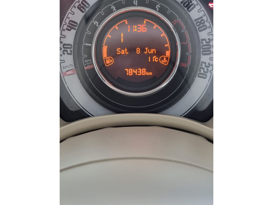 2014 Fiat 500 - image 13