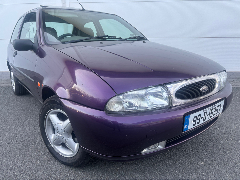 1999 Ford Fiesta - image 10