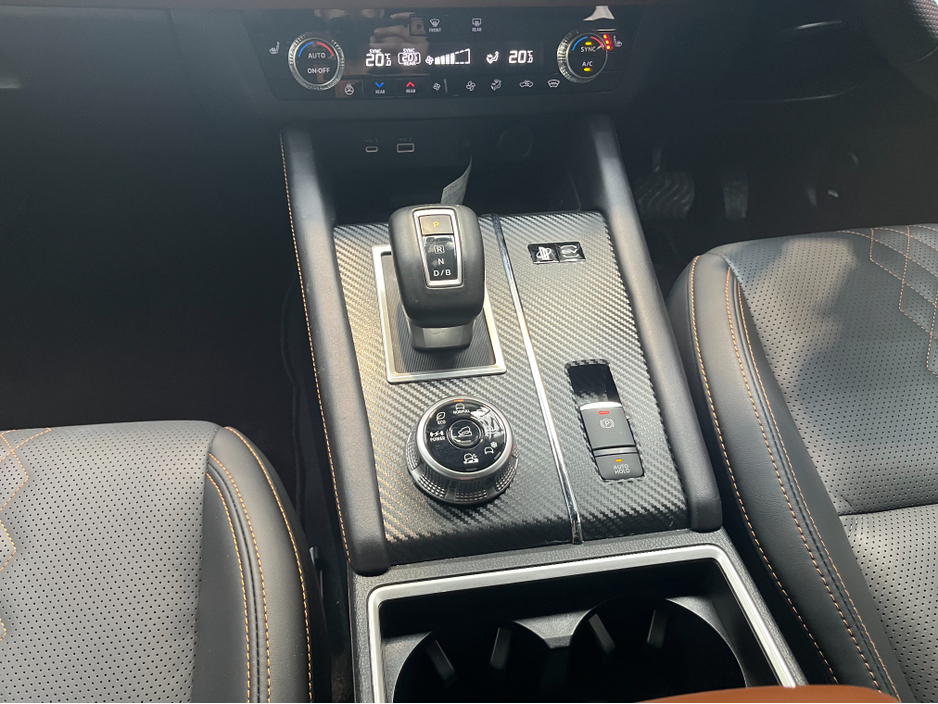 2023 Mitsubishi Outlander - image 23