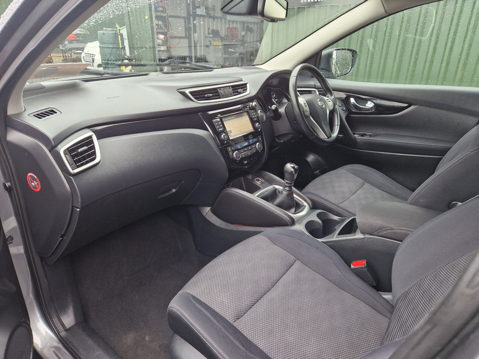 2015 Nissan Qashqai 1.5 DSL SV PREMIUM €7,950