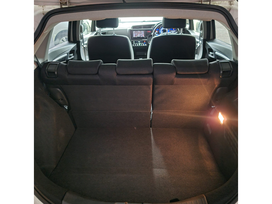 2017 Honda Fit - image 7