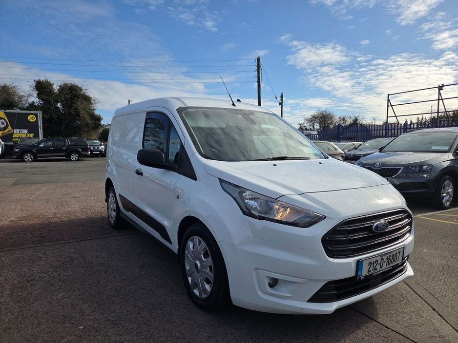 2021 Ford Transit Connect - image 3