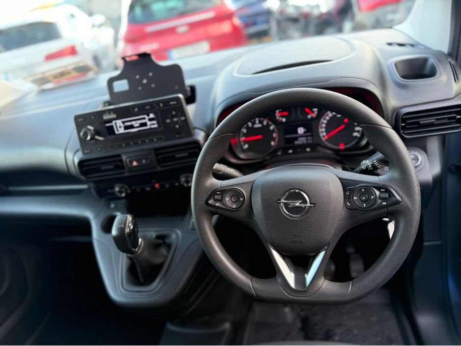 2021 Opel Combo 3 SEATER - 1.5 DIESEL - MANUAL - 12M WARRANTY - CAR: 1599 €14,950