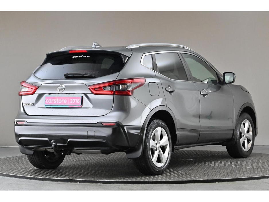2018 Nissan Qashqai - image 9