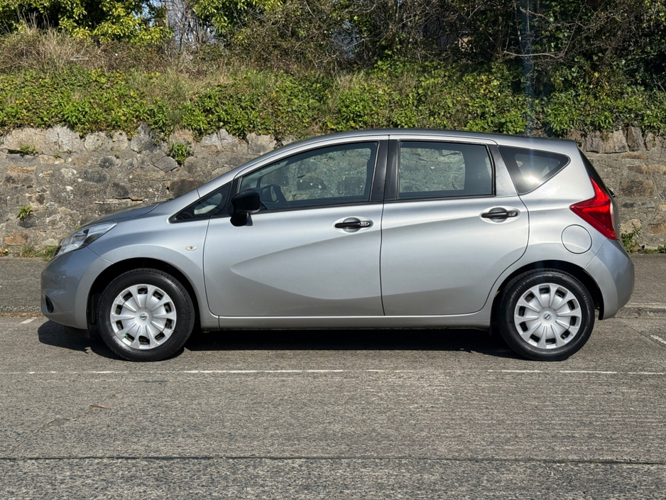 2015 Nissan Note - image 2