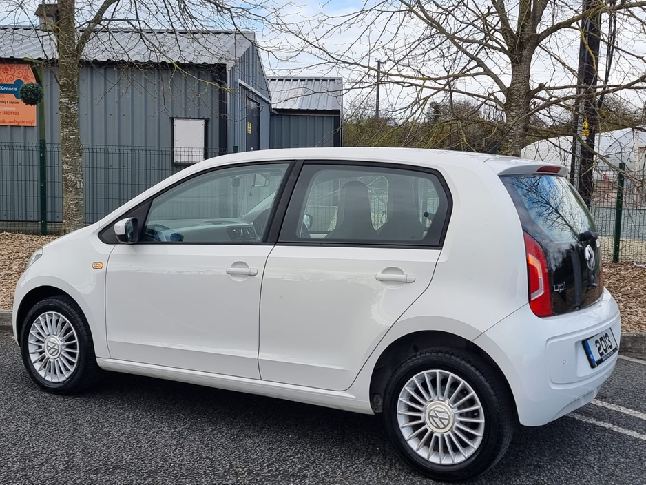 2013 Volkswagen up! - image 8