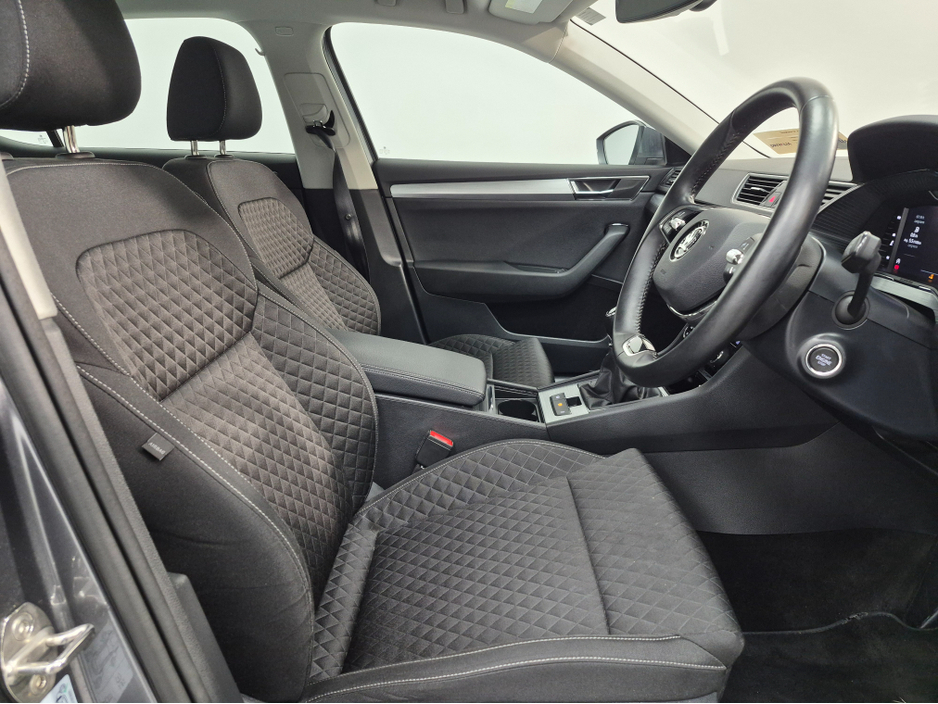 2023 Skoda Superb AMBITION 2.0 TDI 150HP 5DR €28,950