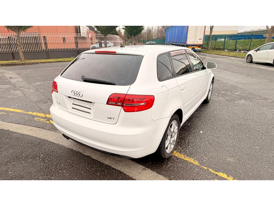 2010 Audi A3 - image 4