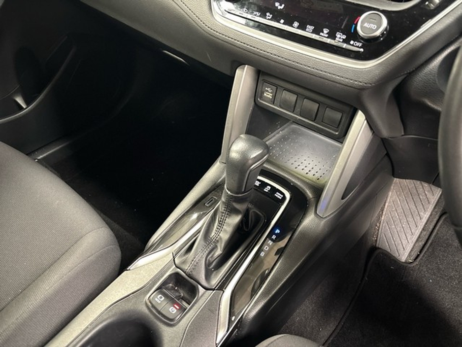 2023 Toyota Corolla Cross - image 14