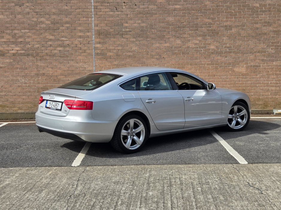 2011 Audi A5 - image 3