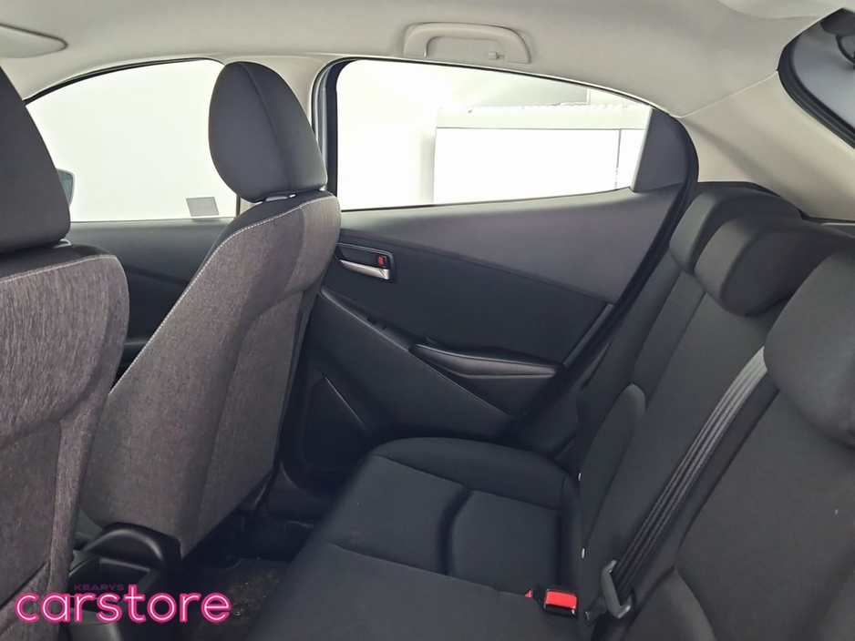 2024 Mazda Mazda2 - image 13