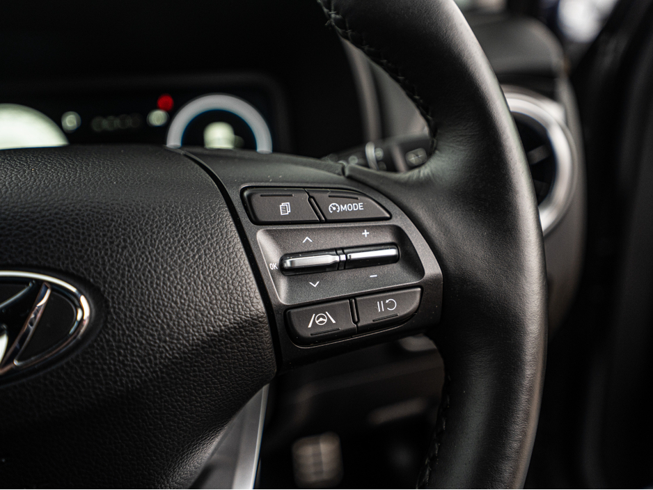 2024 Hyundai Kona 2024 Hyundai Kona EV Premium/SOH 100%/1yr warranty €24,888