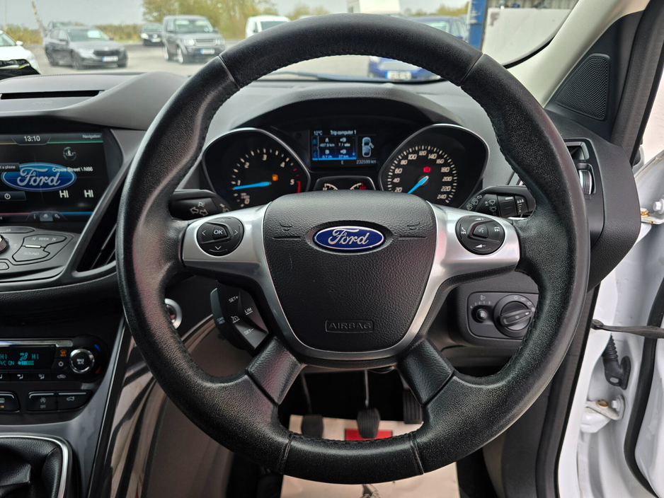 2016 Ford Kuga - image 23