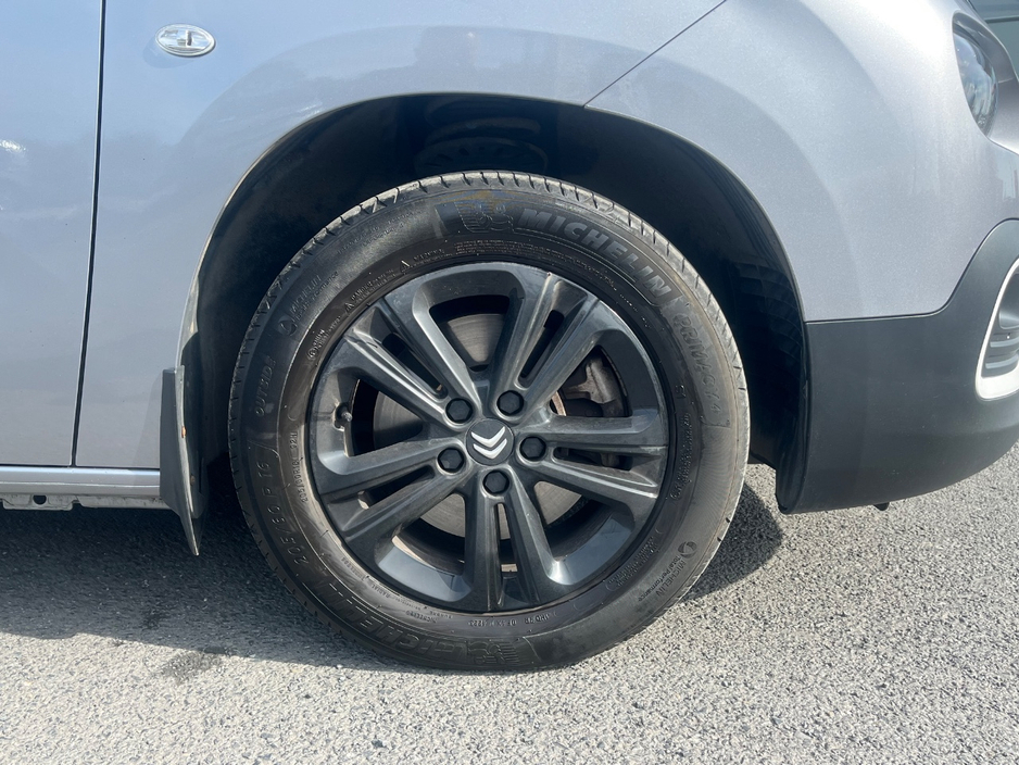 2024 Citroen Berlingo - image 20