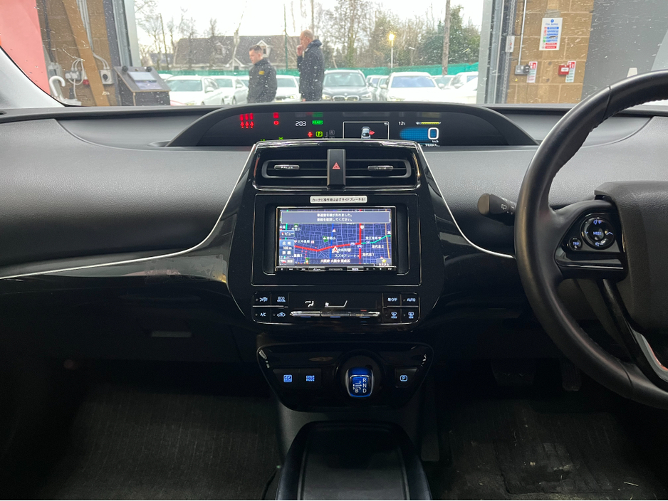 2022 Toyota Prius - image 17