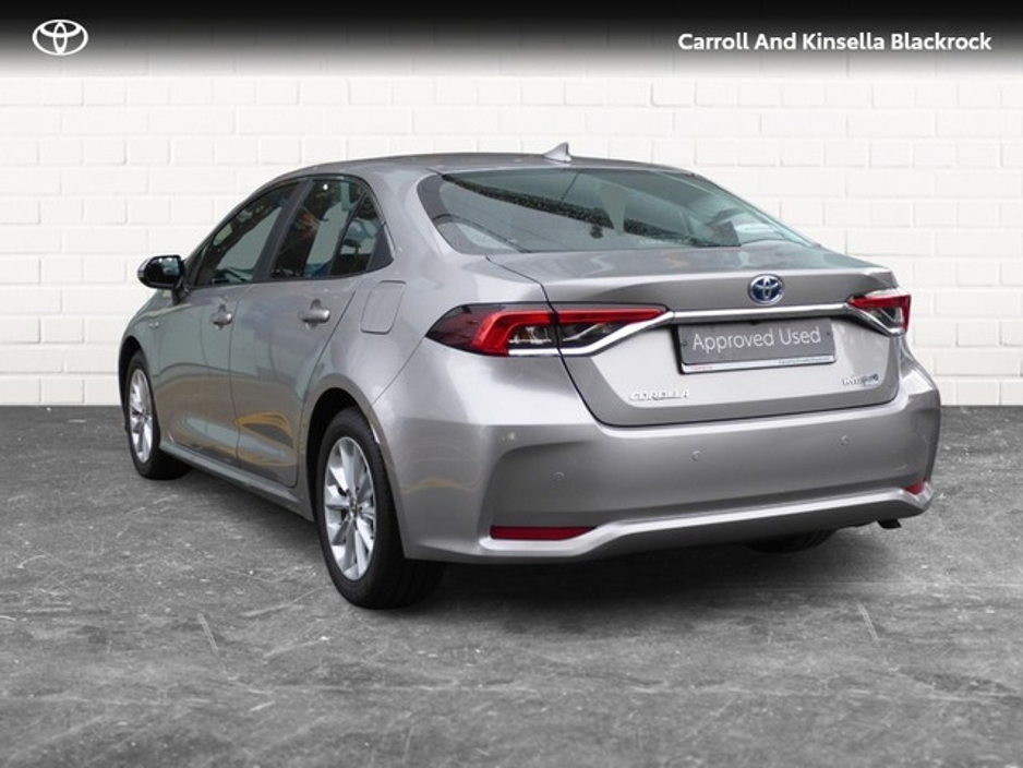 2020 Toyota Corolla Hybrid Luna Saloon €20,950