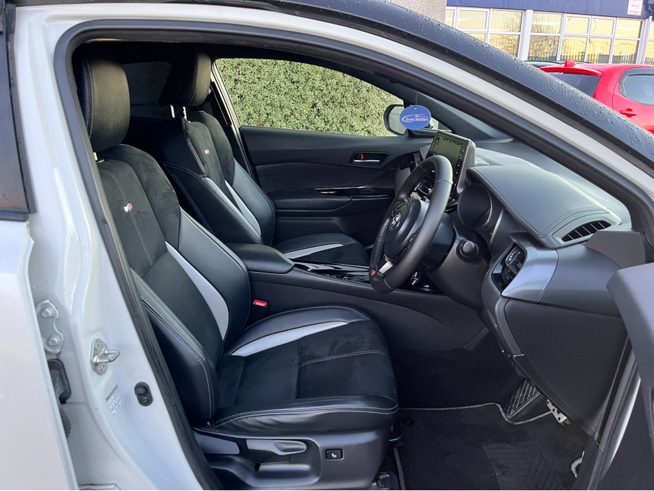 2020 Toyota C-HR GR AUTOMATIC HYBRID 1.8 PETROL //HIGH SPEC//REVERSE CAMERA//ADAPTIVE CRUISE CONTROL//HEATED SEATS// €24,950